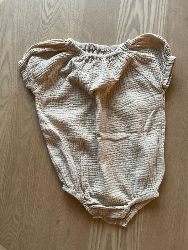 Huttelihut Romper