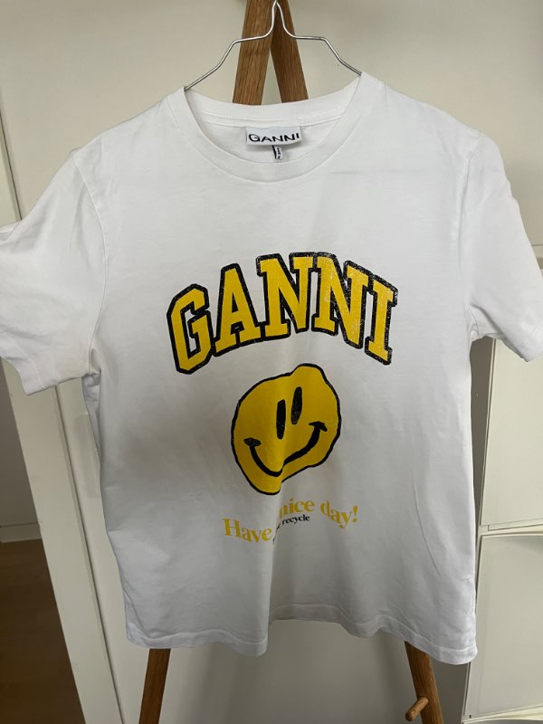 Ganni tshirt