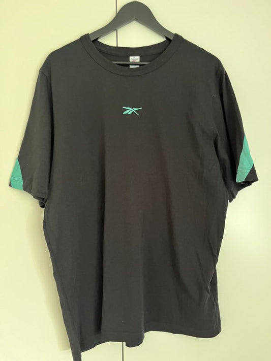 Reebok t-shirt