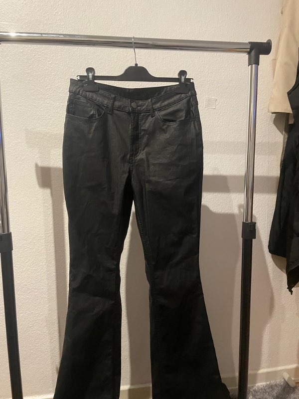 Imiteret læder jeans