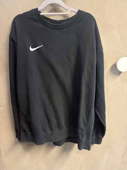 Nike sweatshirt