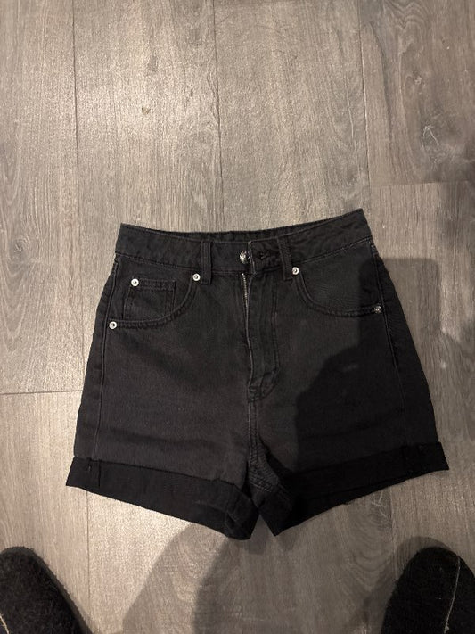 HogM shorts