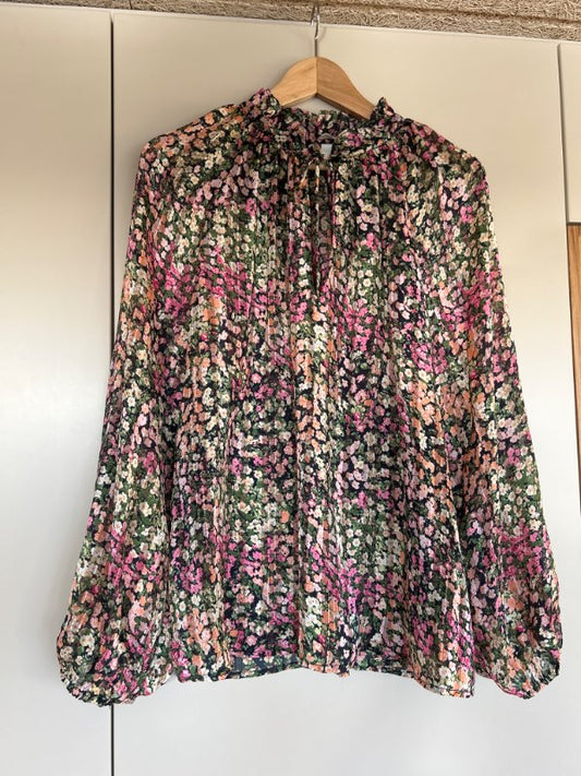 H&M blomstret bluse